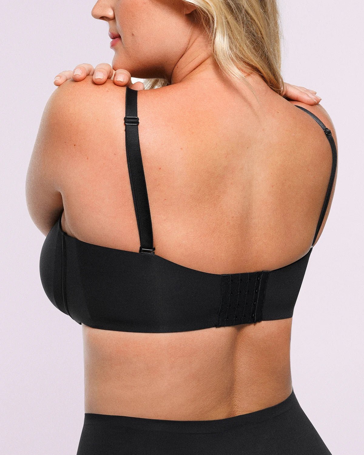 Bare Essentials™ AirSlim® Convertible Strapless Push Up Bra - Komfortfit Bra