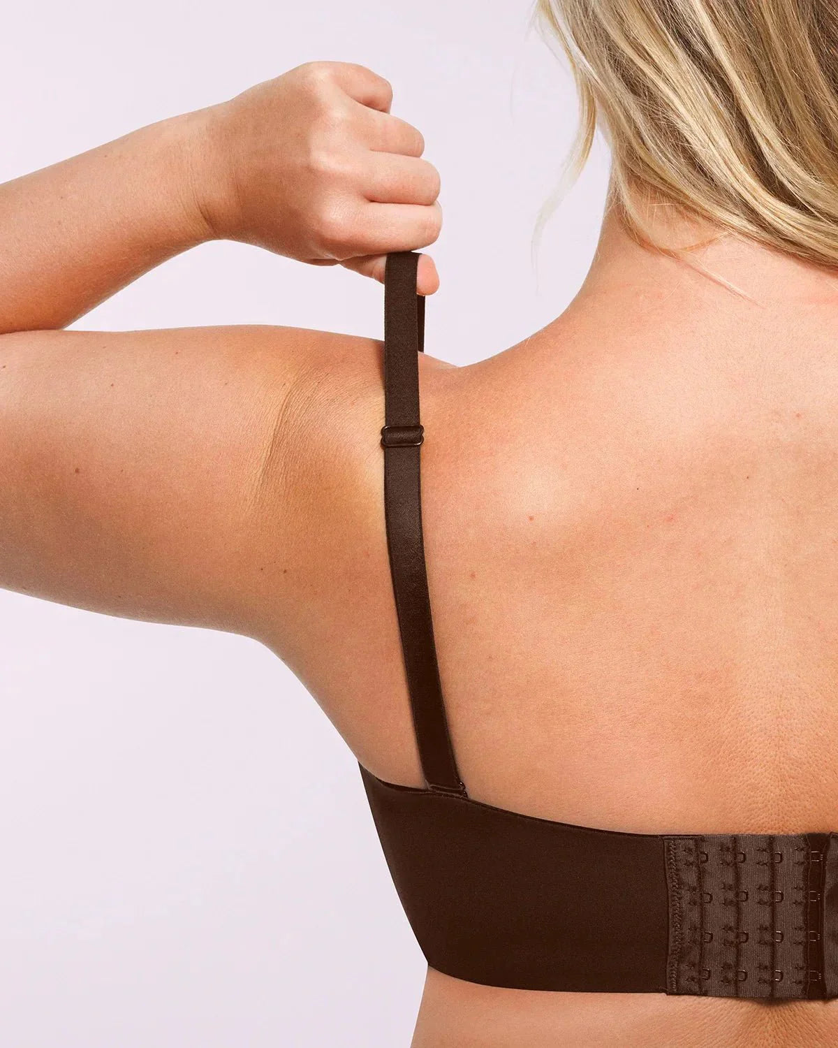 Bare Essentials™ AirSlim® Convertible Strapless Push Up Bra - Komfortfit Bra