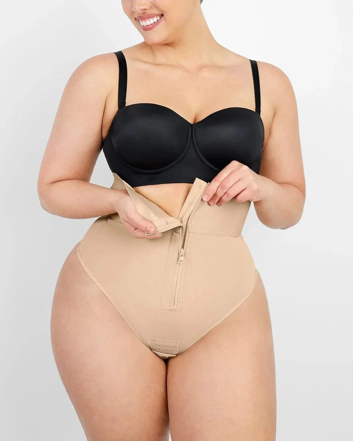 Bare Essentials™ AirSlim® High - Rise Body Sculpting Thong - Komfortfit Bra
