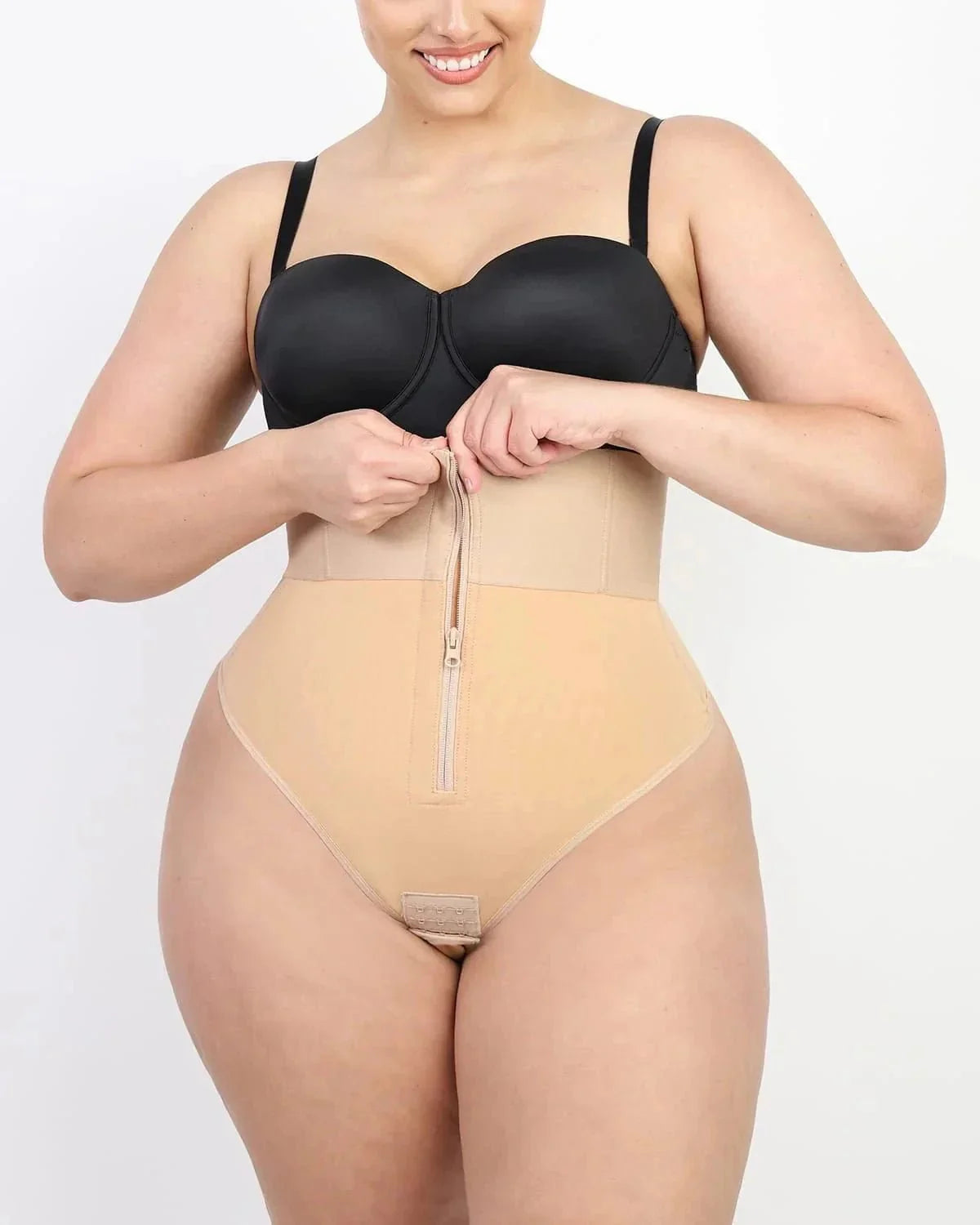 Bare Essentials™ AirSlim® High - Rise Body Sculpting Thong - Komfortfit Bra