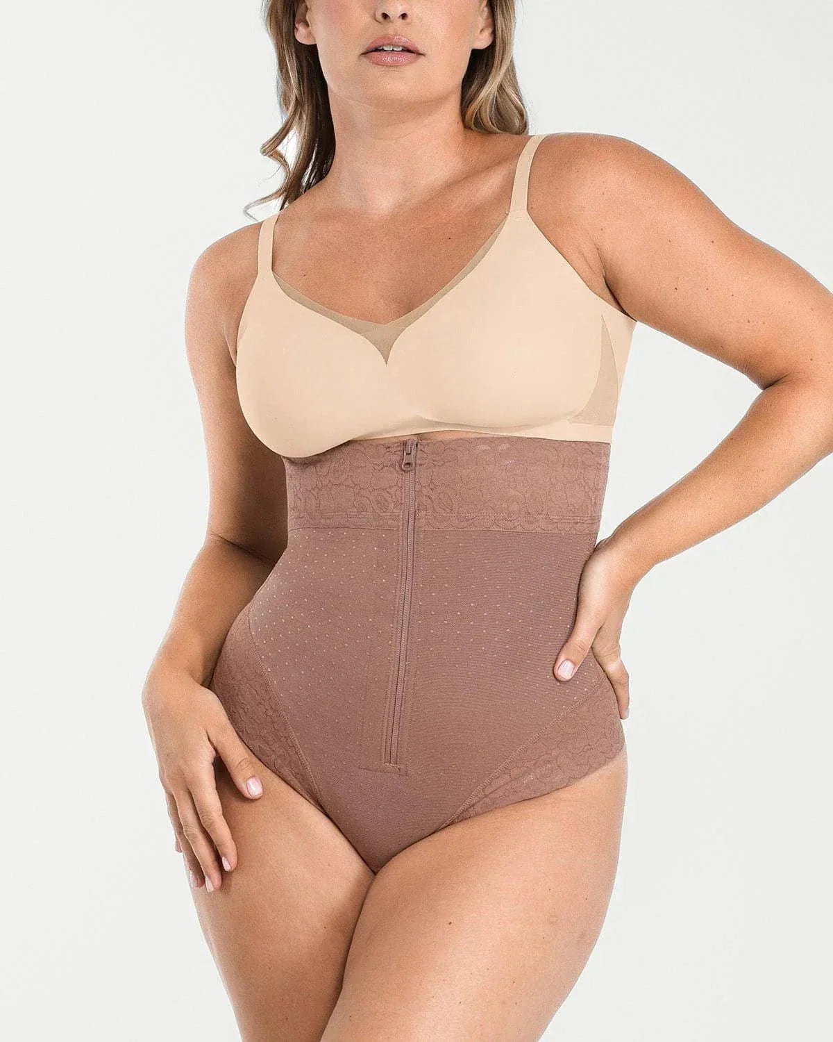 Bare Essentials™ AirSlim® High - Waisted Polka Dot Shaping Thong - Komfortfit Bra