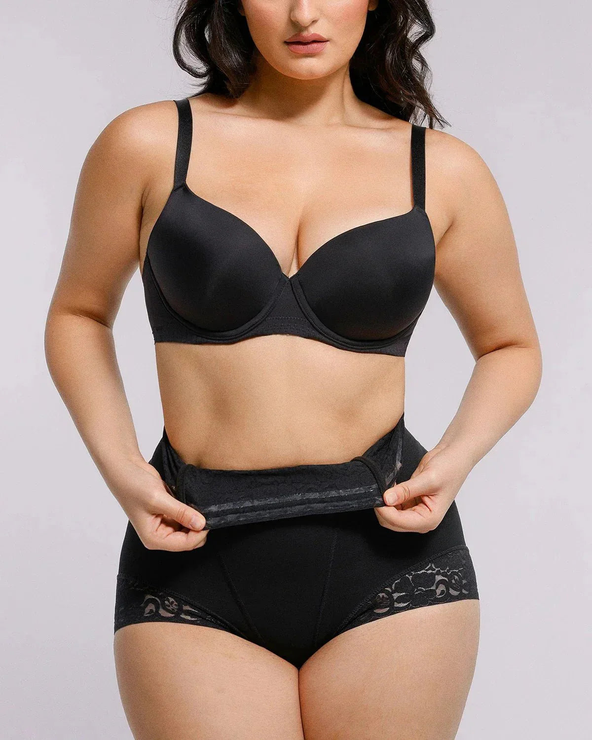 Bare Essentials™ AirSlim® Mid - Rise Shaper Brief - Komfortfit Bra