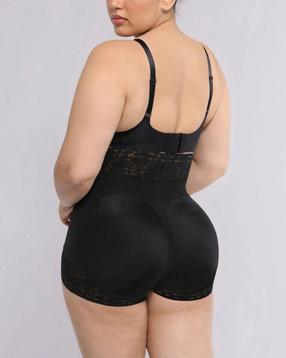 Bare Essentials™ AirSlim® Mid - Rise Shaper Brief - Komfortfit Bra