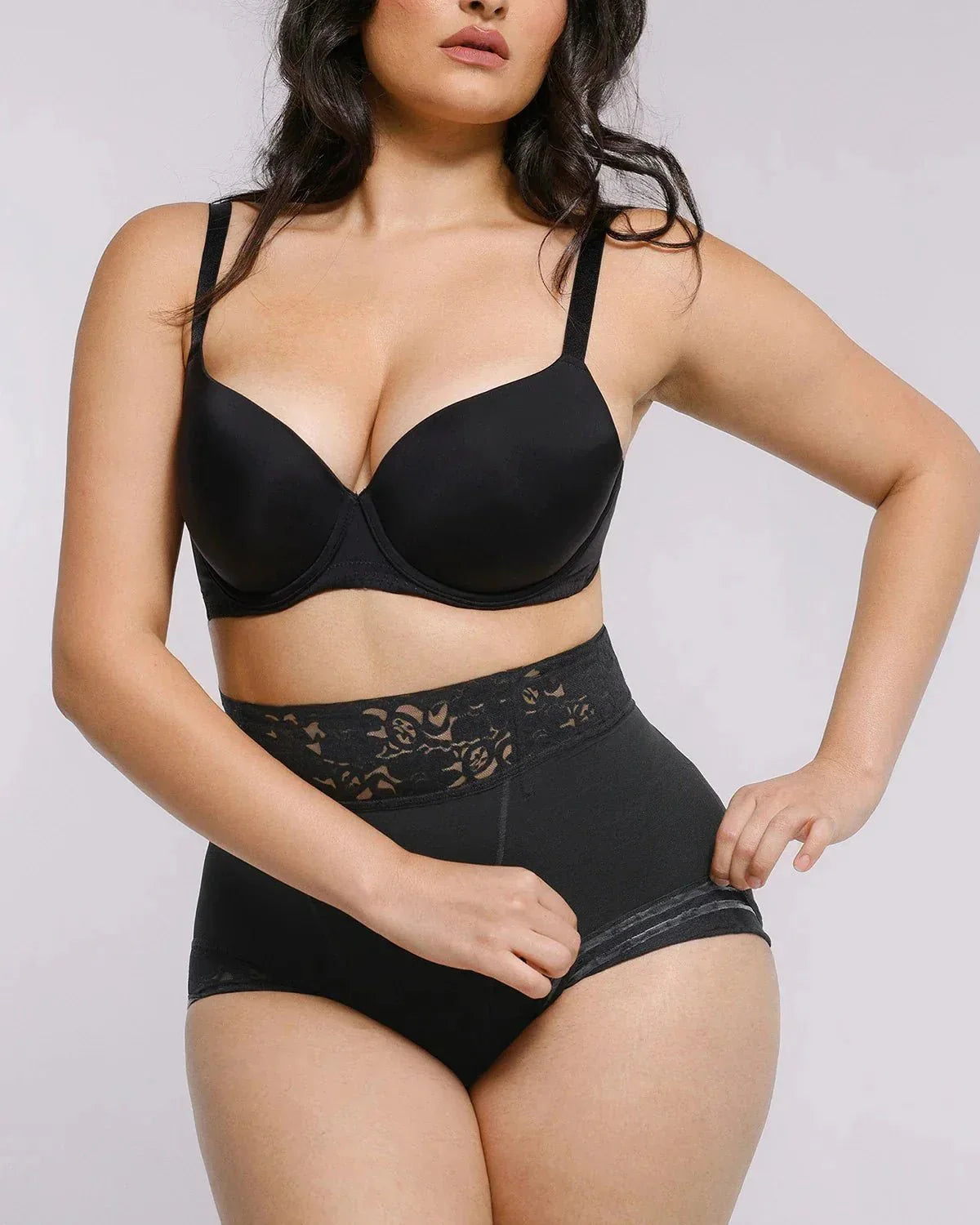 Bare Essentials™ AirSlim® Mid - Rise Shaper Brief - Komfortfit Bra