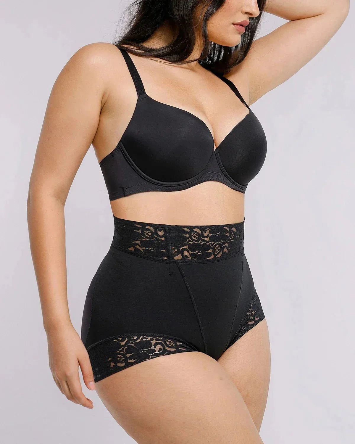 Bare Essentials™ AirSlim® Mid - Rise Shaper Brief - Komfortfit Bra
