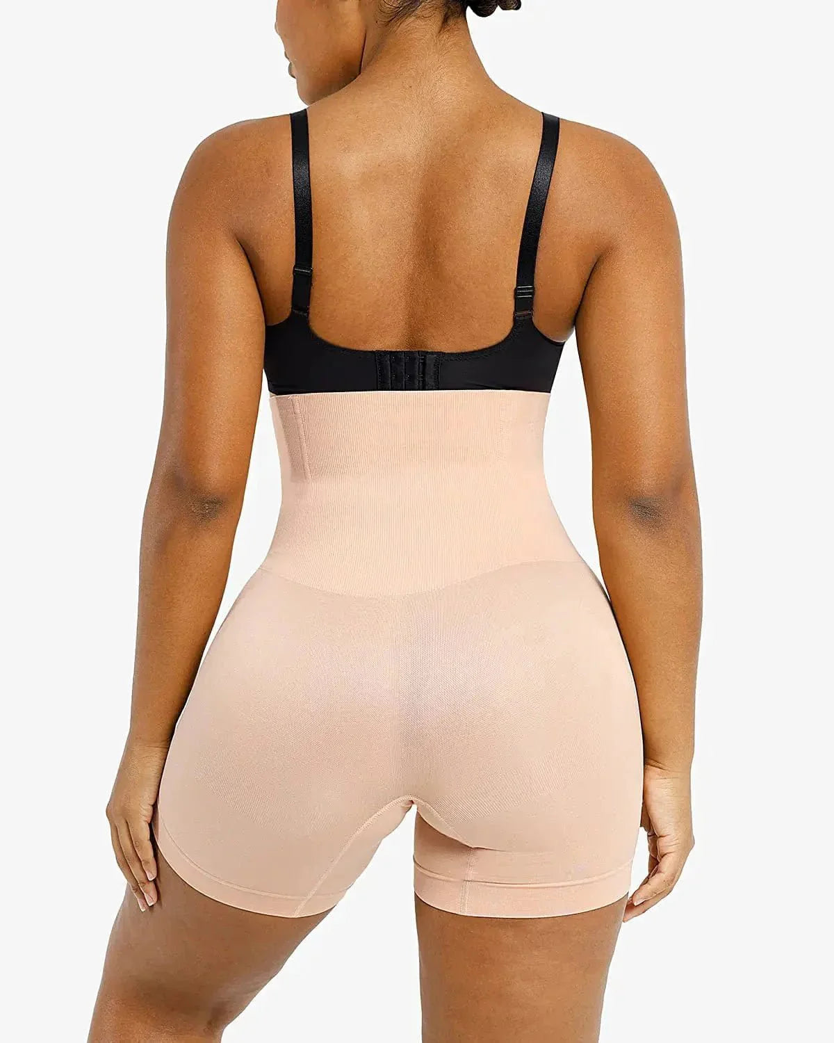 Bare Essentials™ Skin Flow™ Eco Contour Seamless Thong - Komfortfit Bra