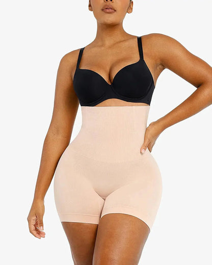 Bare Essentials™ Skin Flow™ Eco Contour Seamless Thong - Komfortfit Bra
