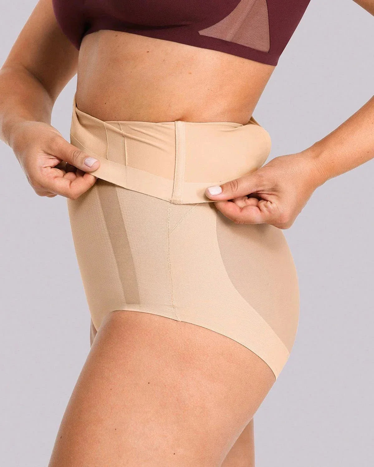 INNER ARMOR™ Contour Comfy High - Waisted Smoothing Brief - Komfortfit Bra