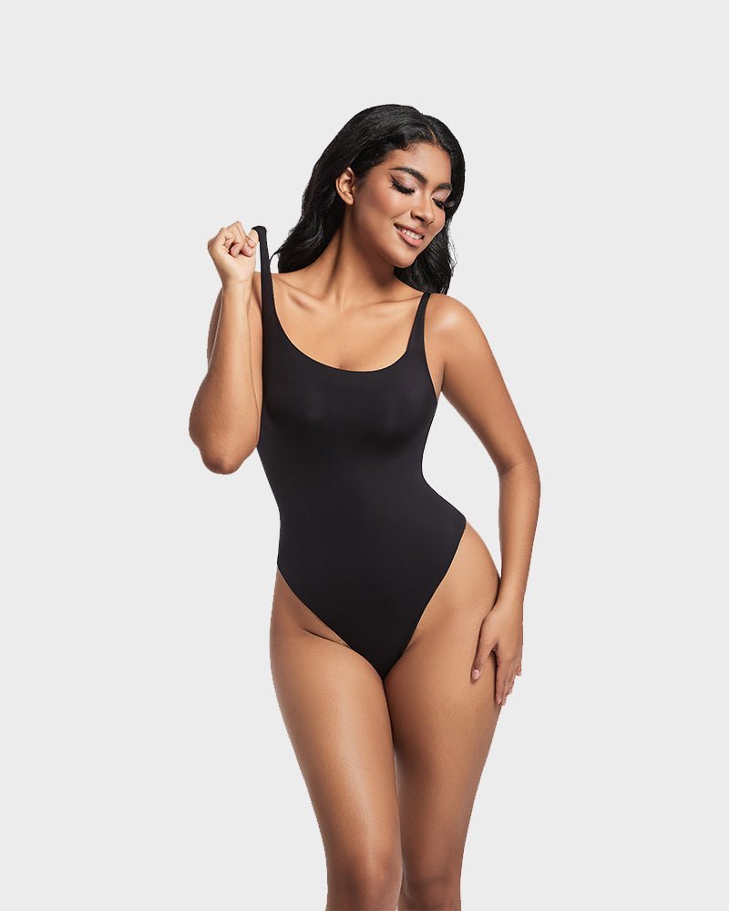 Seamless Sculpt Sleeveless Scoop Neck Thong Bodysuit - Komfortfit Bra