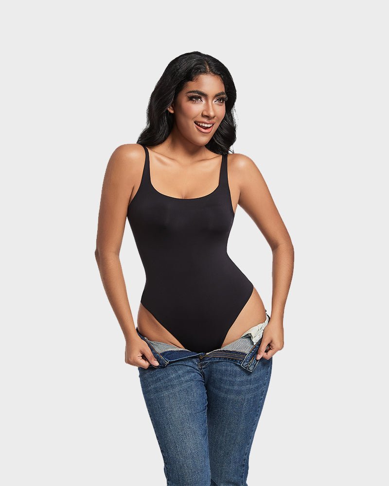 Seamless Sculpt Sleeveless Scoop Neck Thong Bodysuit - Komfortfit Bra
