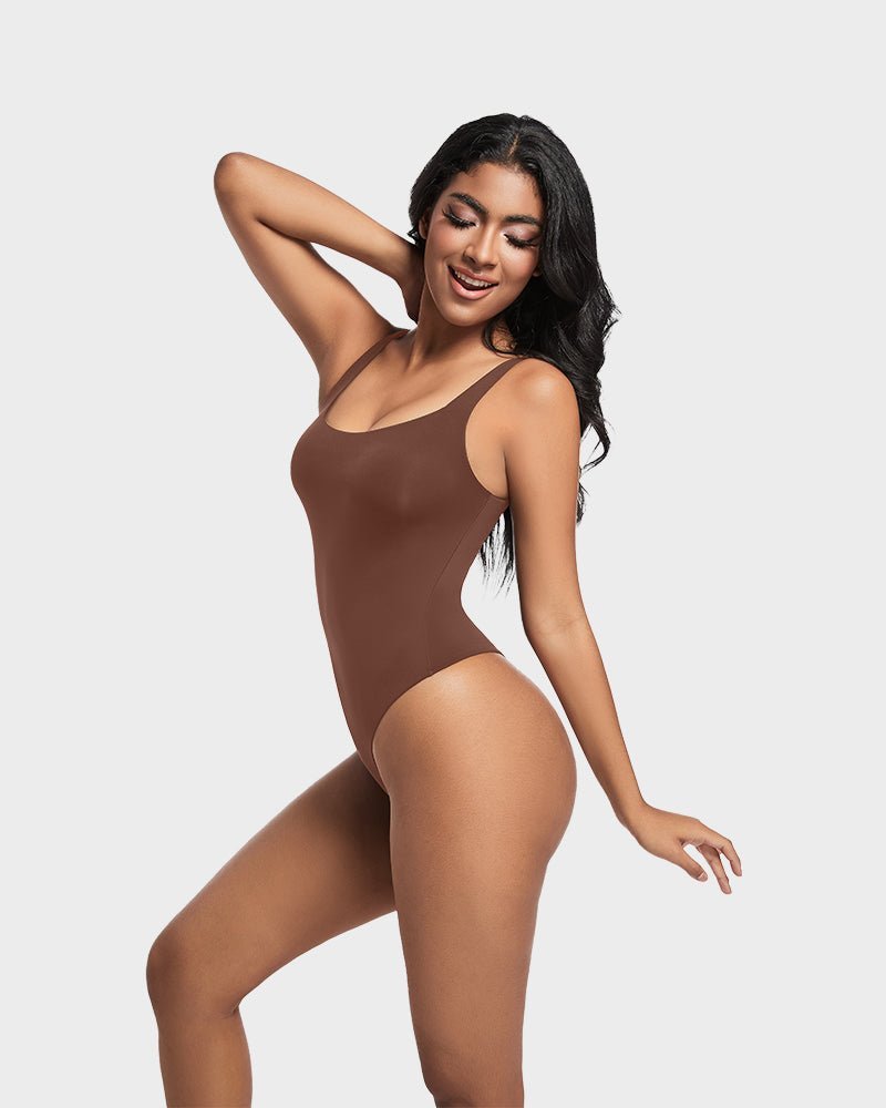 Seamless Sculpt Sleeveless Scoop Neck Thong Bodysuit - Komfortfit Bra